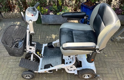 Scootmobieltocht door Tholen-stad op 21 mei