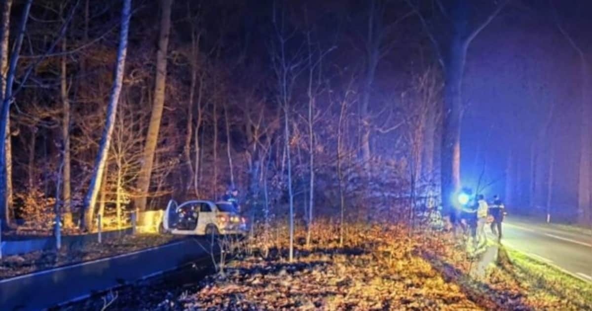 Achtervolging van 150 kilometer eindigt met klapband: gezochte Nederlander (21) opgepakt na dolle vl