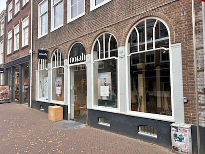 Bijna uitgeklust: deze damesmodezaak in de Lange Delft gaat weer open