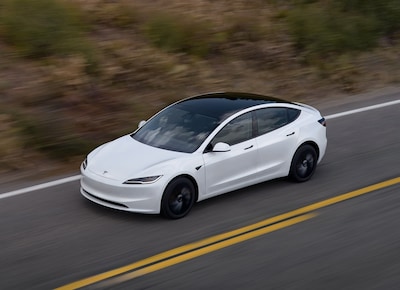 Deze tien auto’s halen het vaakst de 400.000 kilometer, Tesl