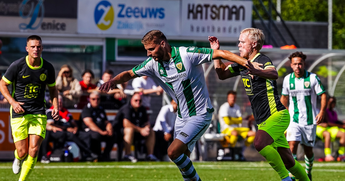 LIVE | Kloetinge en RKAV Volendam begonnen aan tweede helft met 0-0-stand