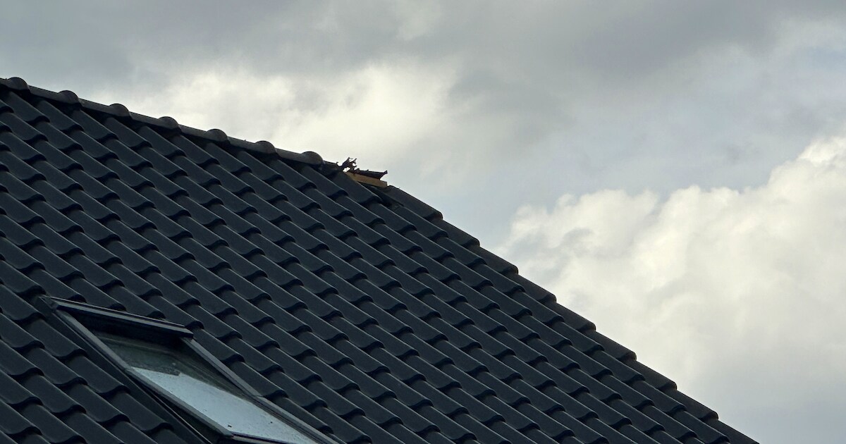 Woningbrand op A.J. de Graaffstraat in Sommelsdijk