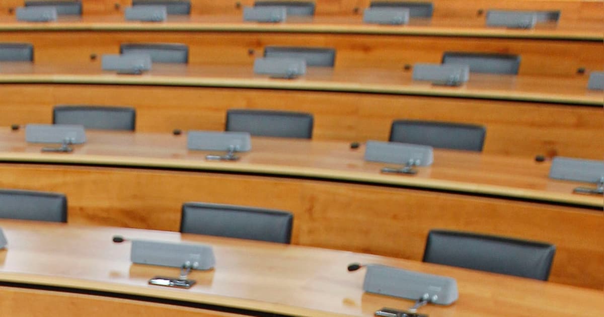 Inwoners van Bergen op Zoom leren meer over gemeentepolitiek tijdens gratis cursus