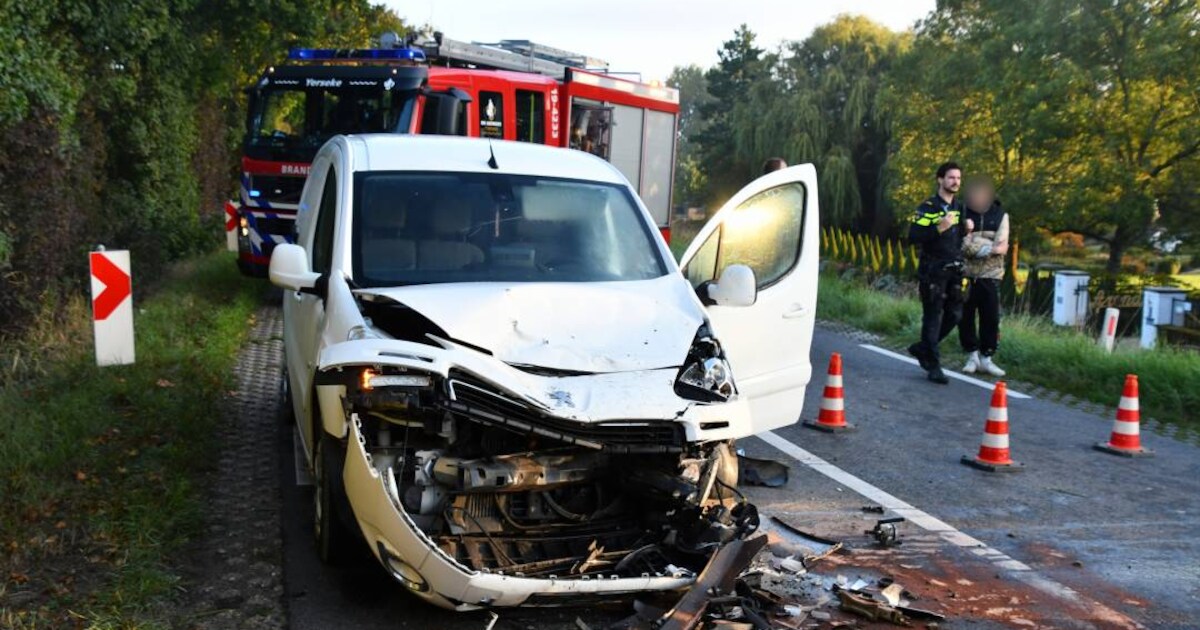 Automobilist gewondgeraakt bij botsing in Yerseke.
