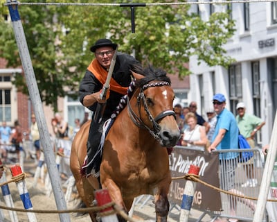 Eeuwenoude paardenmarkt in Zierikzee keert terug: ‘We gaan terug in de tijd’