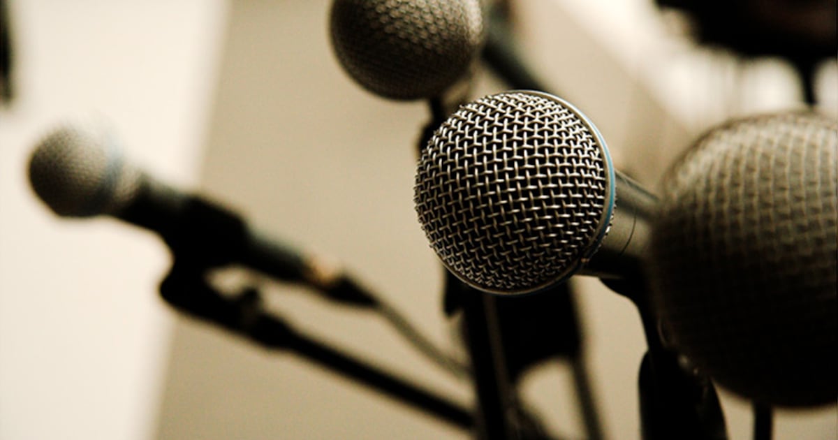 Debat in Domburg over kansengelijkheid met Tweede Kamerlid Biekman