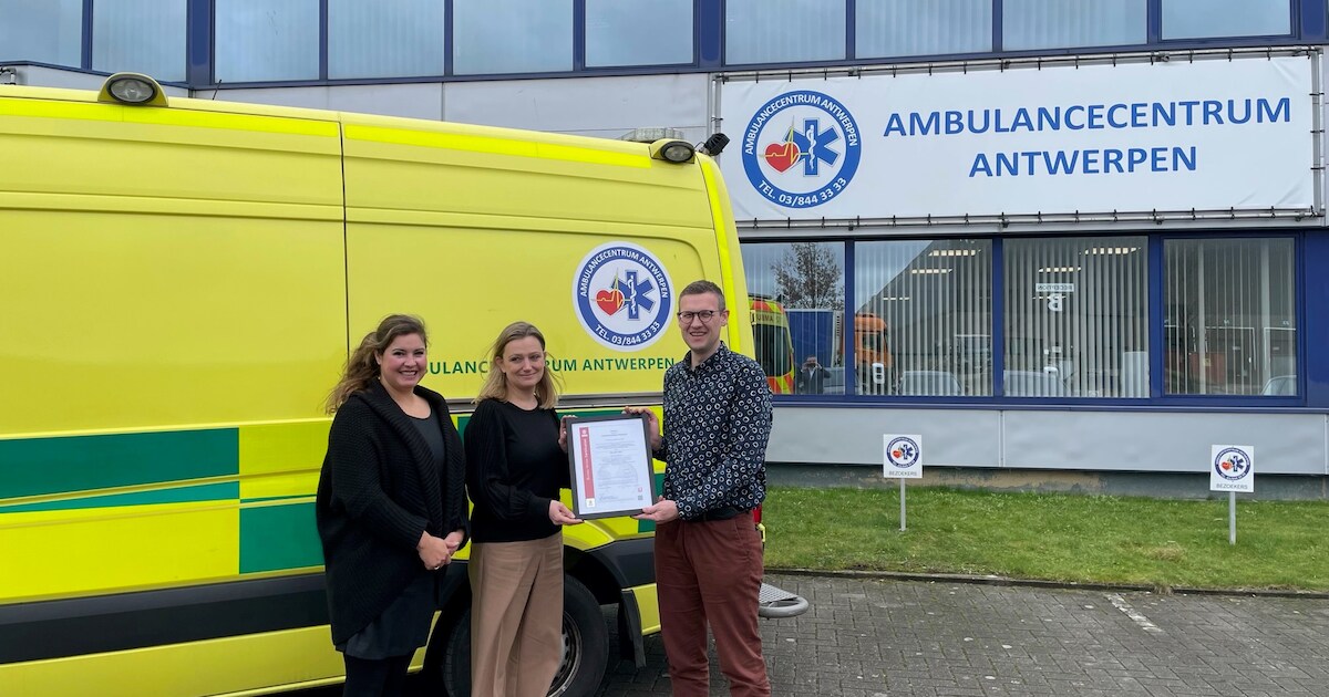 Ambulancecentrum Antwerpen behaalt als eerste ziekenwagendienst ISO ...