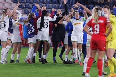 FC Twente Vrouwen gaan na twee late tegengoals onderuit in Leuven