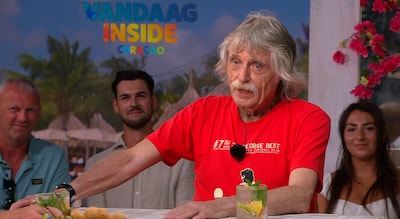Angela de Jong geeft Johan Derksen een groot compliment