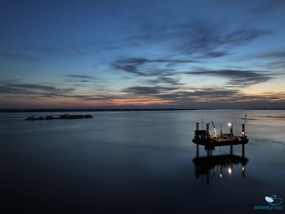 Onder de Oosterschelde door: booreiland werkt aan cruciale stroomader