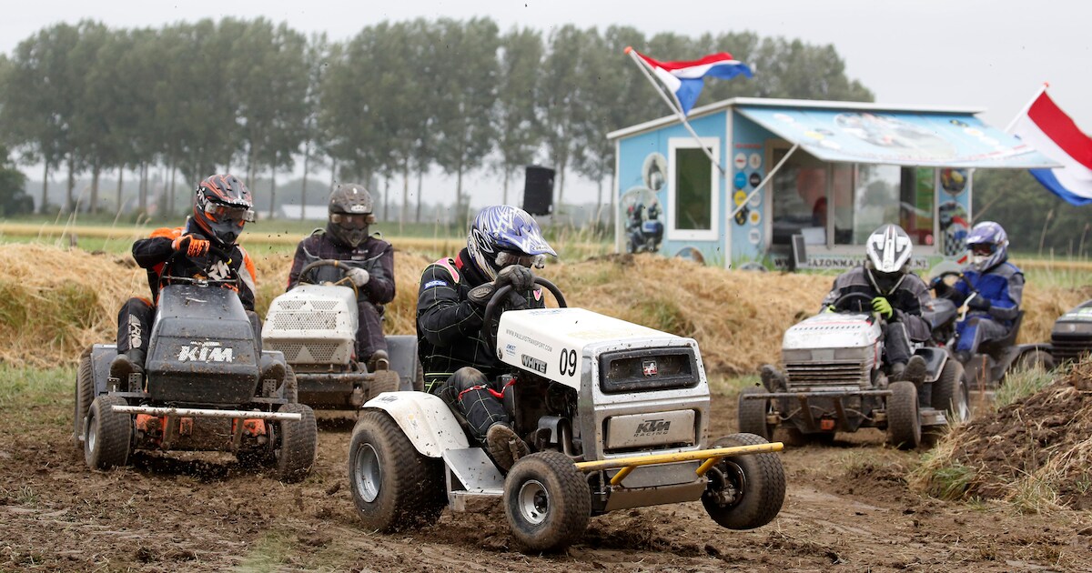 Gas op die grasmaaier tijdens Driewegen Cross | Foto