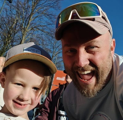Jurgen legt 500 kilometer af voor zijn zoon Fabe, die vocht tegen kanker: ‘Zijn pijn wordt mijn pijn’