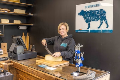 Deze dieren verwacht je niet in de Zeeuwse polder: ‘Onze klanten reageren heel enthousiast’