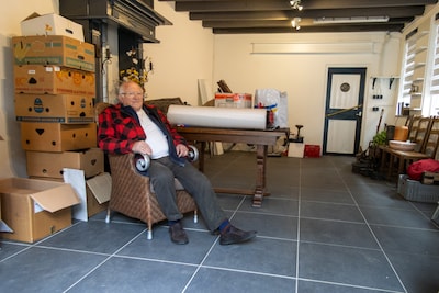 Jan sluit koffiemuse­um per direct: ‘Wat een waardeloze gemeente is dit’