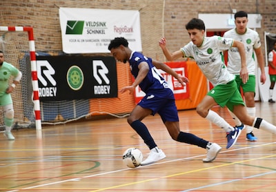 Groene Ster Vlissingen trekt dertiende zege over de streep, ZVV Middelburg slikt nederlaag in Gouda