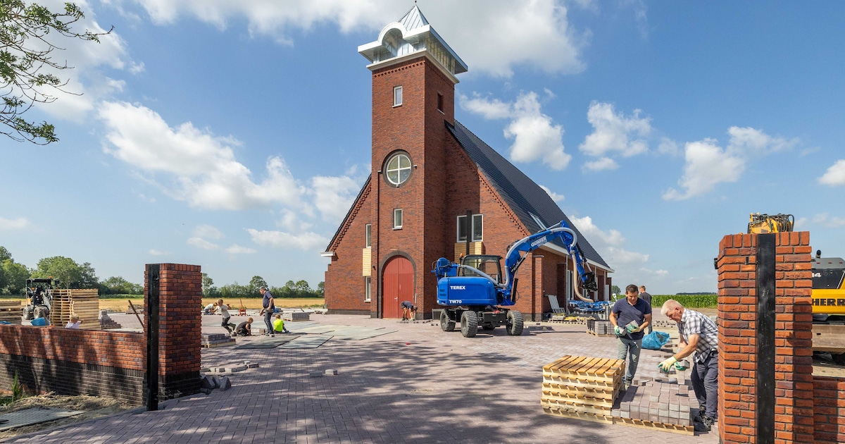 Aftellen voor gemeenteleden: nieuwe kerk in Oud-Vossemeer is bijna klaar