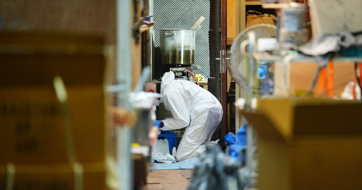 Politie treft drugslab aan in Rotterdam-Charlois, middenin woonwijk