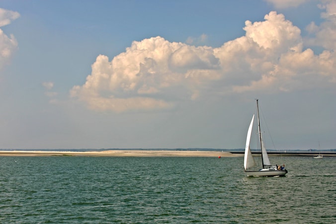 Verdwaalde toeristen zoeken spookeiland in Oosterschelde na bizarre ...