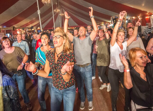 Bløf en Son Mieux speelden er nog voor een habbekrats, bij Peerock ...