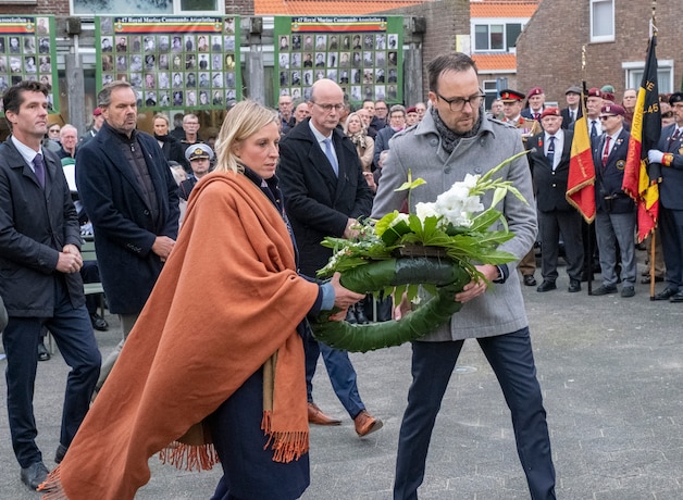 ‘Een vreselijke ramp heeft ons dorp getroffen’: Westkapelle herdenkt ...
