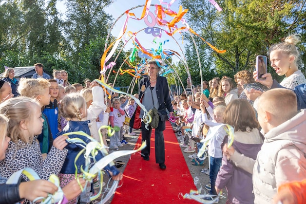 Juf Janet staat al 50 jaar voor de kleuters van Krabbendijke ‘Elke dag ...