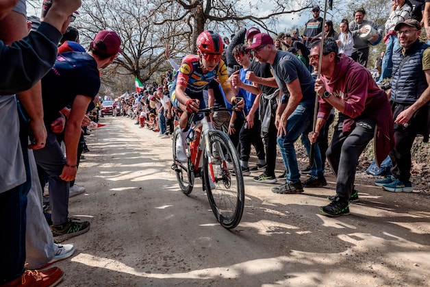 Zeeuwse Shirin van Anrooij kiest voor Canyon/SRAM en haar veldritdroom ...