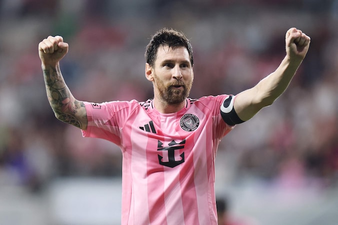 hoofdrol-voor-ongrijpbare-lionel-messi-met-vier-goals-en-assist-bij