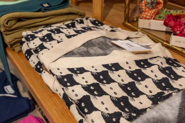 Chantal verkoopt eerlijke kleding: ‘Een kwartier voor de officiële ...