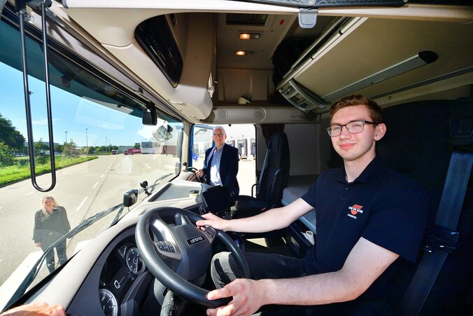 Transportbedrijven wanhopig op zoek naar chauffeurs: 'Het is een leuk ...