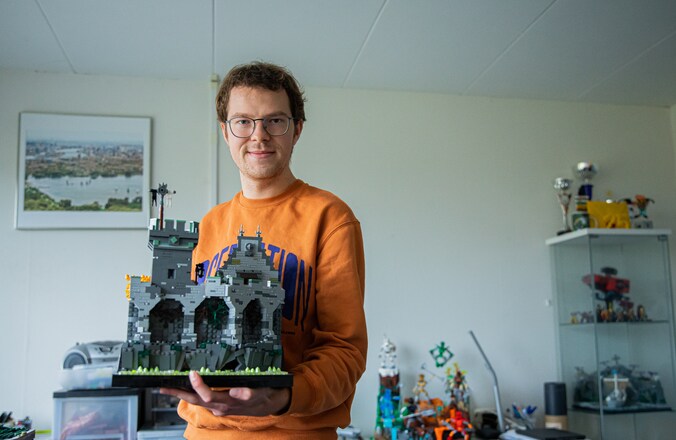 Mathijs uit Hoek derde in finale van Lego Masters | Regio | PZC.nl
