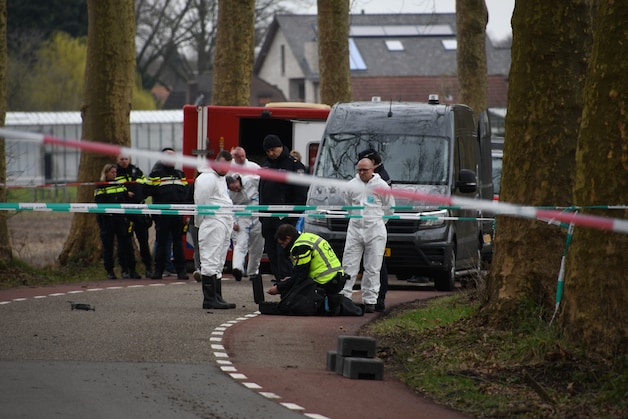 Onbekende vrouw dood gevonden in Koewacht: politie gaat uit van ...