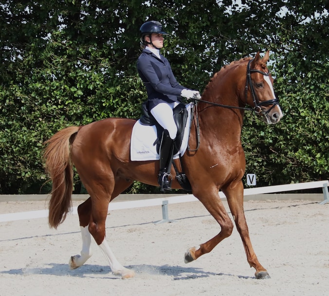 Veelvraat Julia Bouthoorn laat zich gelijk zien op Zeeland Outdoor ...