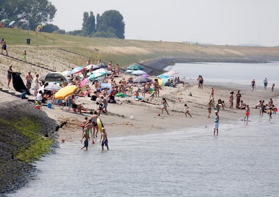 Provincie wint rechtszaak: zwemmen aan Zeeuwse kust is veilig