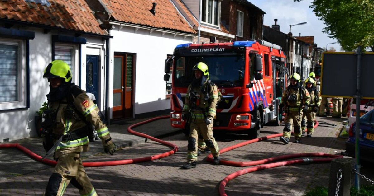 Bewoner ademt rook in bij woningbrand Colijnsplaat