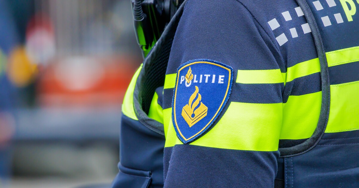 Vrouw raakt gewond als ze wordt overvallen in haar woning in Nispen, politie zoekt meisje en twee jo