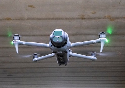 Drones zorgen voor paniek en achterdocht: ‘Mag dat allemaal zomaar boven mijn tuin?’