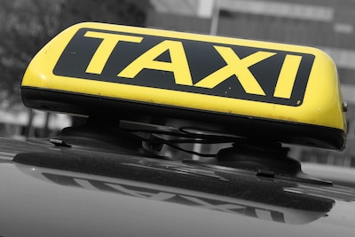 Bergse chauffeurs trekken aan de bel: zeker twintig taxi’s uit de Randstad komen tijdens Vastenavend naar Bergen op Zoom