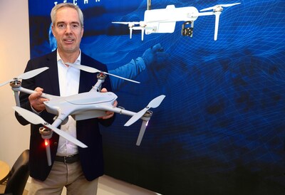 https://images.pzc.nl/ZWJmYmU5Yjk1ZGVjZjA0NmRlNWQvZGlvLzI2ODM4NzcwMC9maXQtd2lkdGgvNDAw/ernst-thijssen-is-een-drone-ondernemer-zijn-bedrijf-bouwt-drones-voor-defensie-met-zijn-bedrijf-heighttechnologies-een-der-drones-ze-bouwen