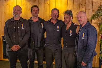 Koninklijke onderscheiding voor Goese band Racoon: ‘Zo trots als een pauw’