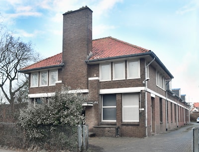 Hotelier beraadt zich op toekomst wellnesshotel in Domburg: KPN-gebouw lijkt nu 'logische' optie