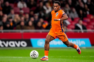Enorme domper voor Oranje: Jurriën Timber mist WK vanwege sl