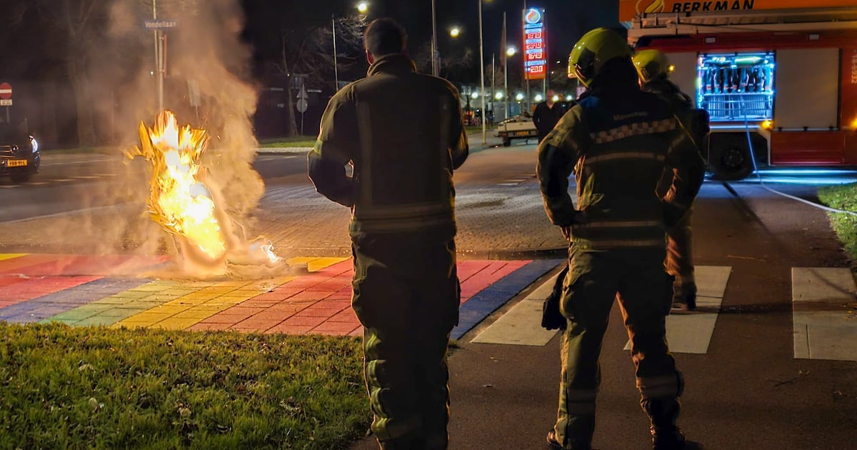 Regenboogzebrapad opnieuw vernield, dit keer door brand
