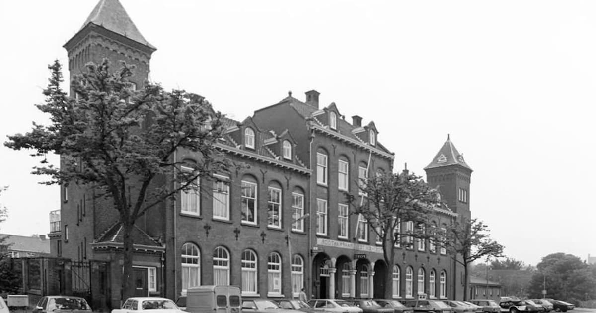 Eerst gesloopt omdat plannen te duur waren, nu woningen tot 850.000 euro: oude postkantoorplek Vliss