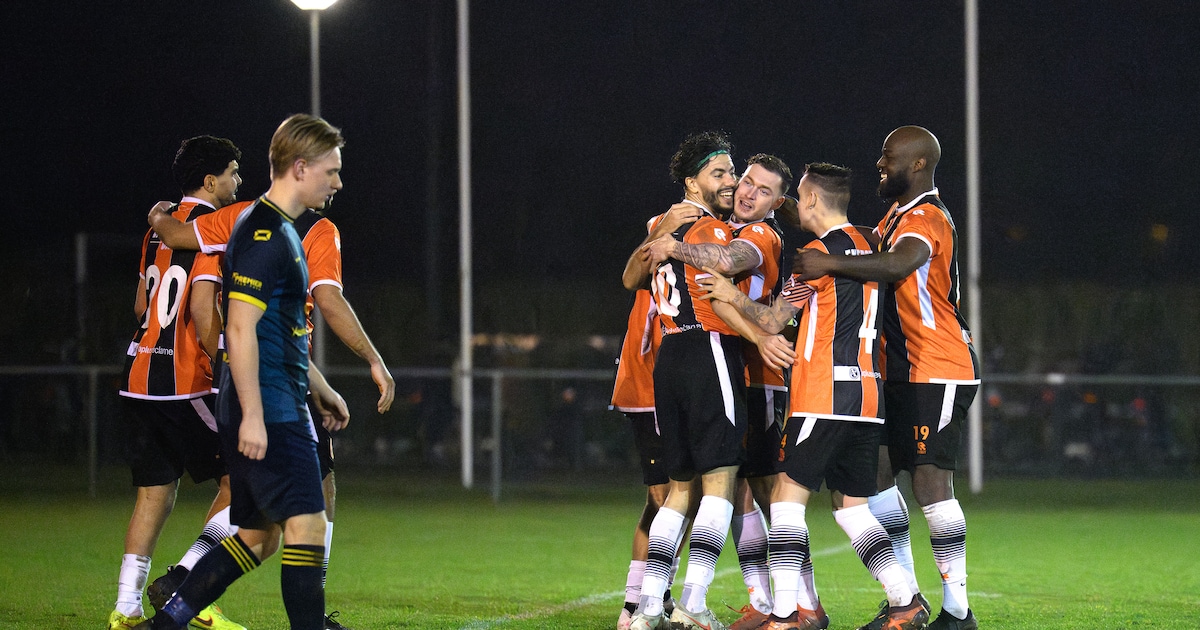 Kruisland wint, maar moppert over afgekeurde goal: ‘In-en-in triest’