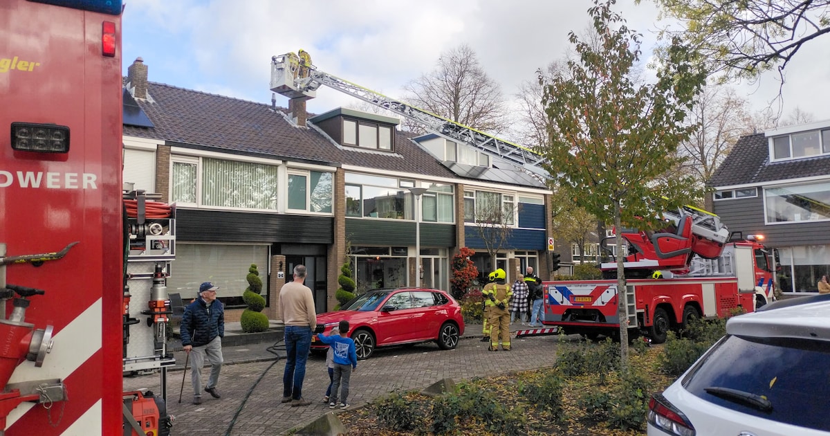 Schoorsteenbrand op Warmoeziershof in Hendrik-Ido-Ambacht