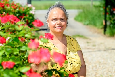 Sharmila (43) bouwde keihard aan haar droomleven, maar nu ligt de dood op de loer