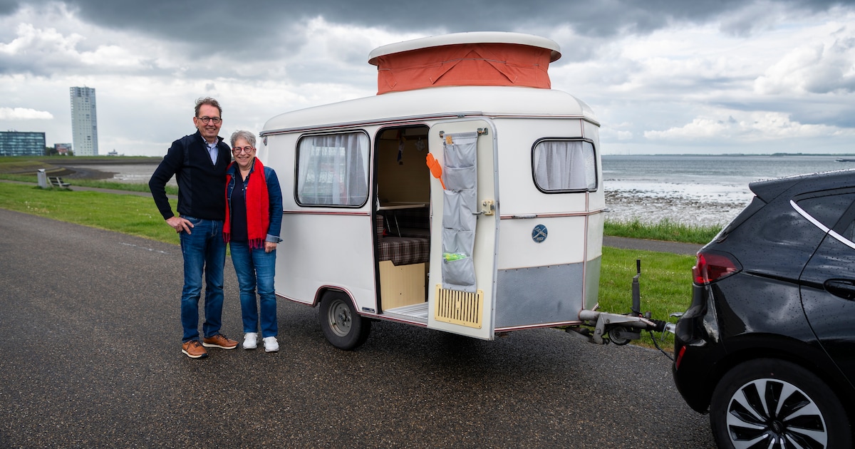 Kleinste caravan van 52 jaar oud bezorgt echtpaar nog altijd mooie kampeeravonturen