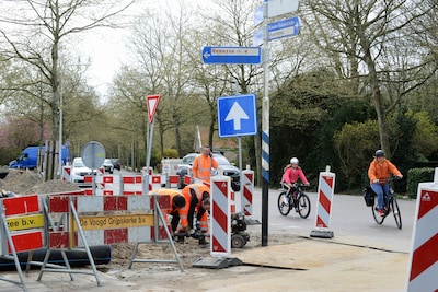 De Kloosterweg ligt weer eens open, wethouder Van Burg: ‘Maar bereikbaarheid is op orde’