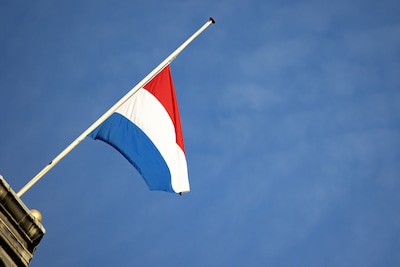 Dodenherdenking in Sint Philipsland met twee minuten stilte en Wilhelmus