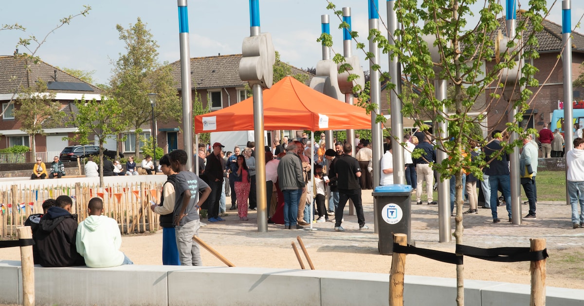 Het Wolkenplein in Terneuzen straalt weer als ooit tevoren